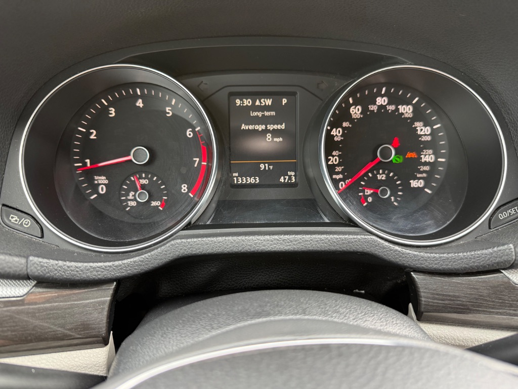 2017 Volkswagen Passat - $8,950