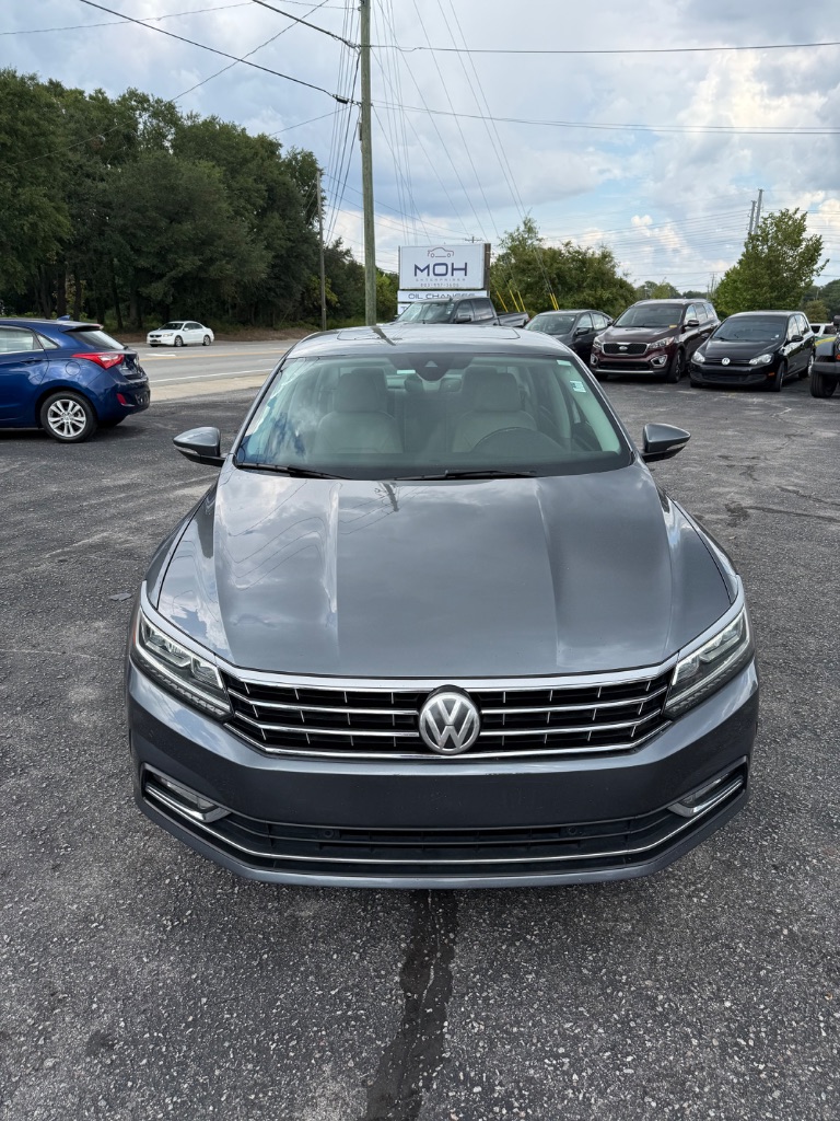 2017 Volkswagen Passat - $8,950