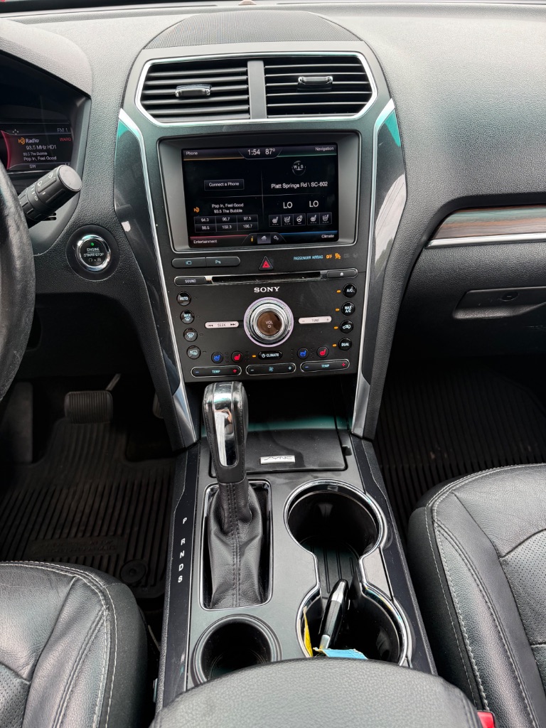 2016 Ford Explorer - $10,900