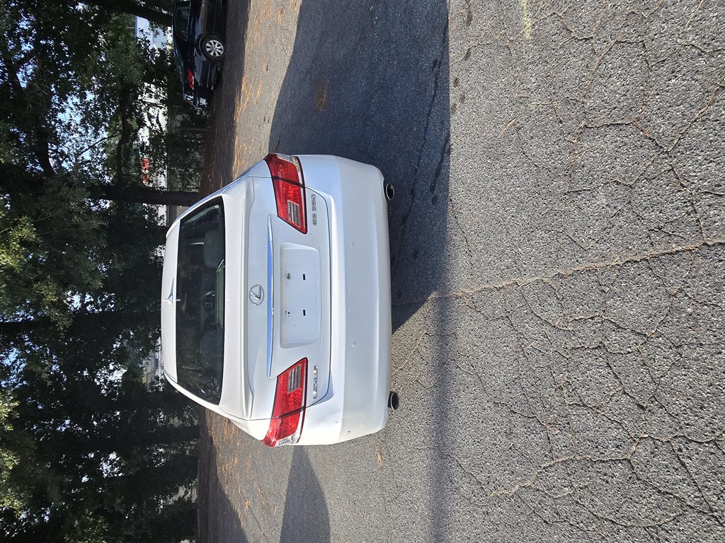 2010 Lexus ES - $7,700