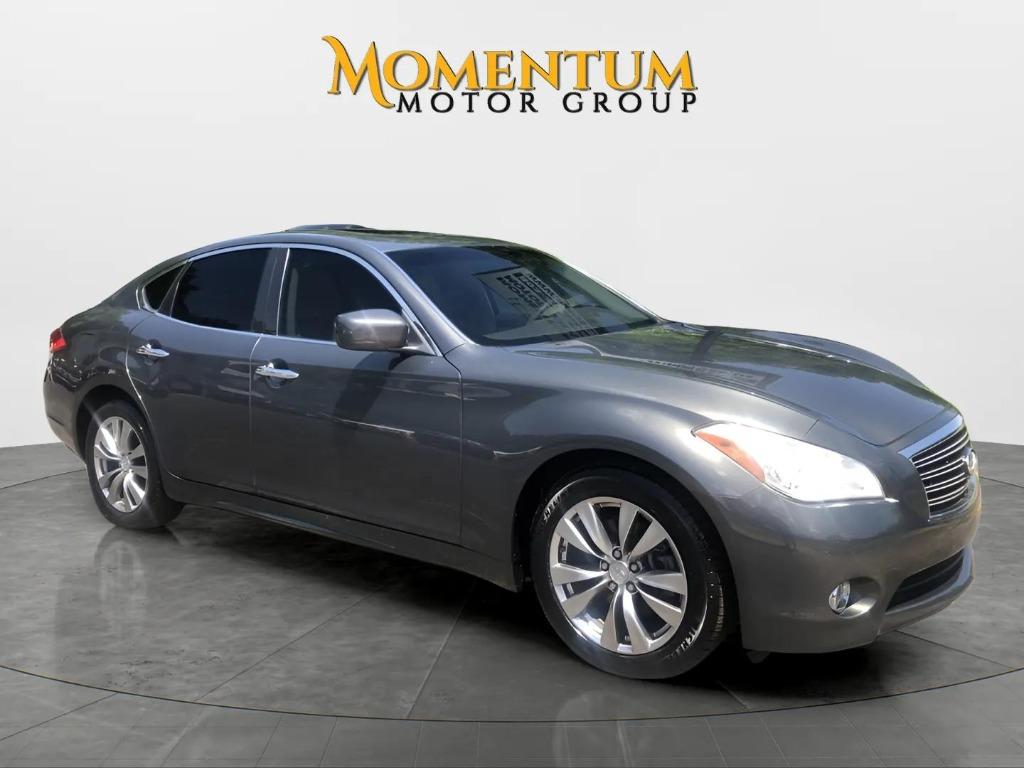 2013 INFINITI M - $14,995