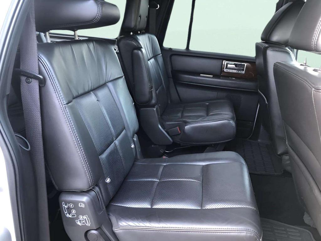 2014 Lincoln Navigator - $19,995