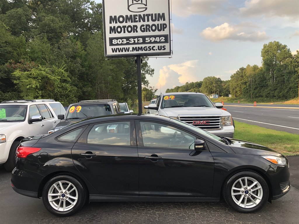 2015 Ford Focus SE photo
