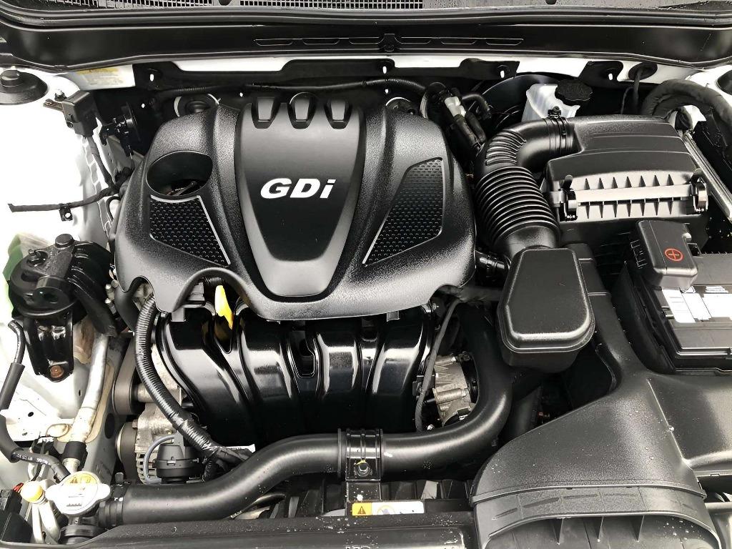 2013 Hyundai Sonata - $11,995