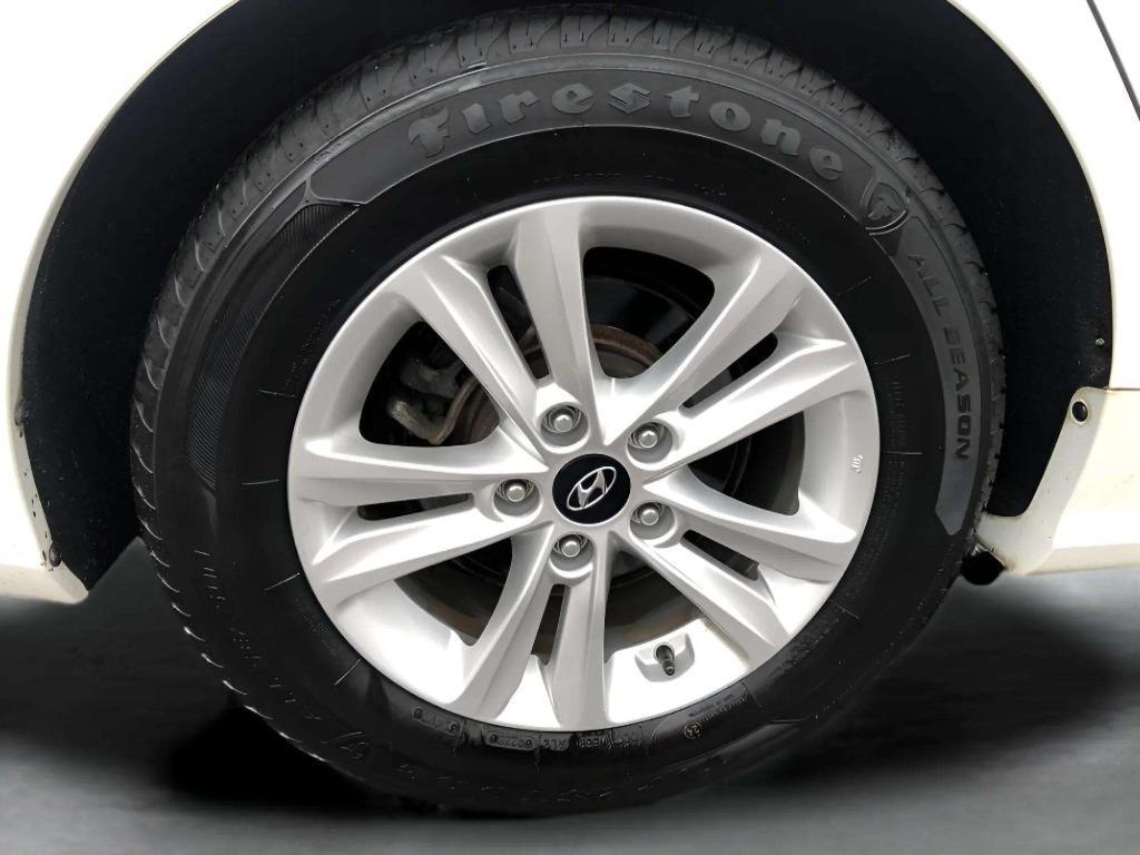 2013 Hyundai Sonata - $11,995