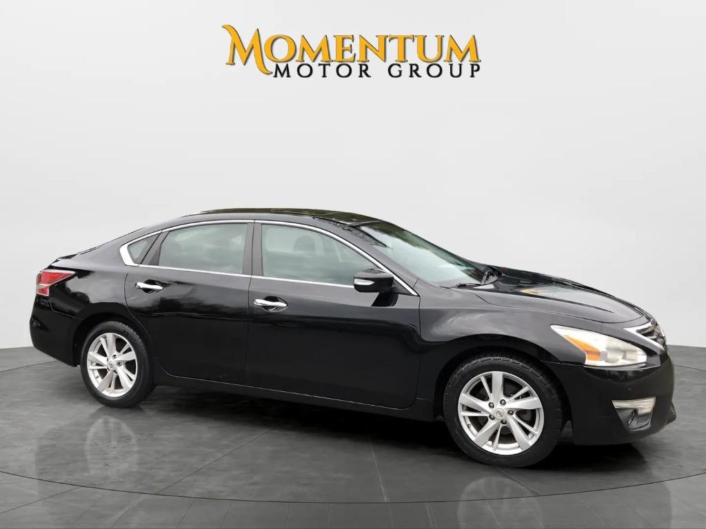 2014 Nissan Altima - $9,995