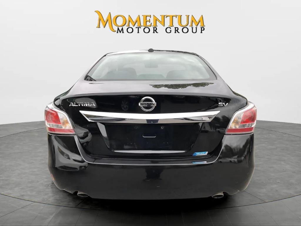 2014 Nissan Altima - $9,995