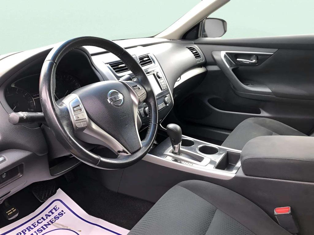 2014 Nissan Altima - $9,995