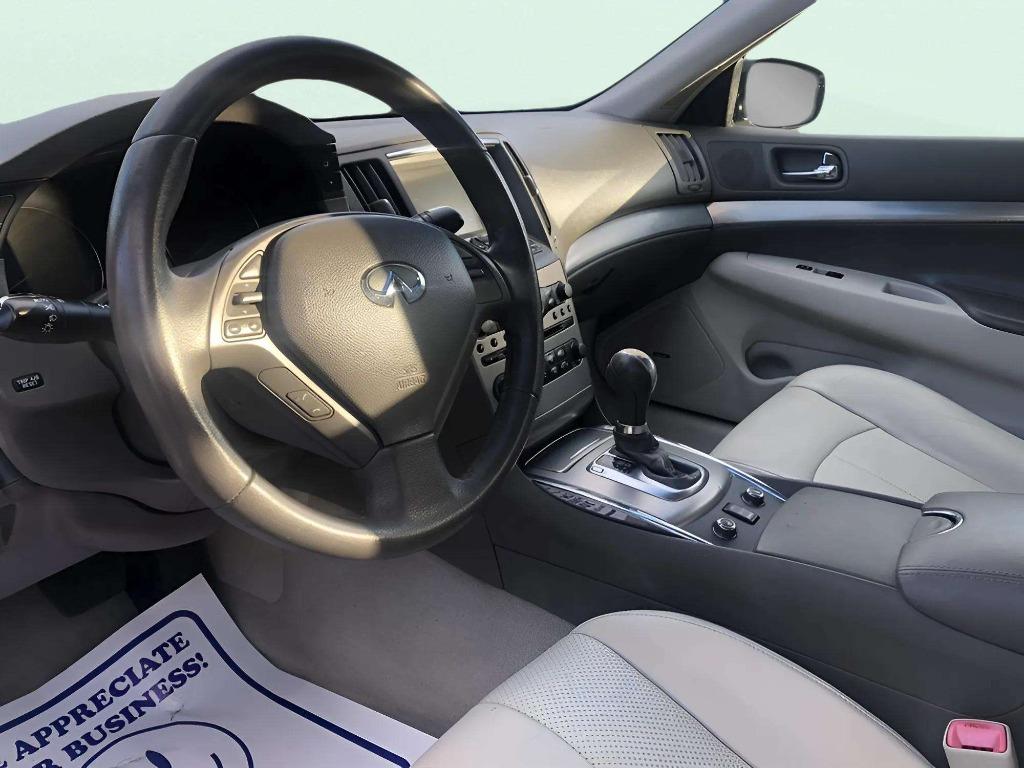 2011 INFINITI G - $11,995