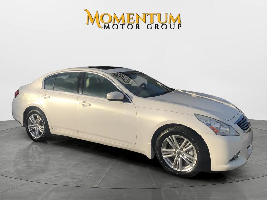 2011 INFINITI G - $11,995