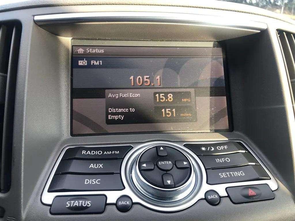 2011 INFINITI G - $11,995