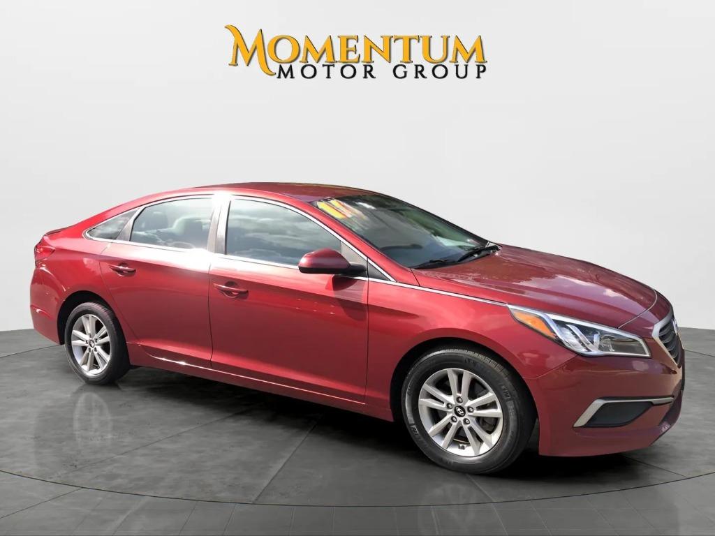2016 Hyundai Sonata - $13,995