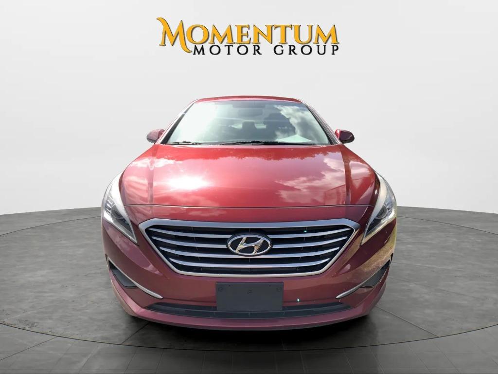 2016 Hyundai Sonata - $13,995