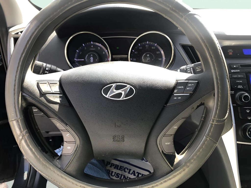 2013 Hyundai Sonata - $8,995