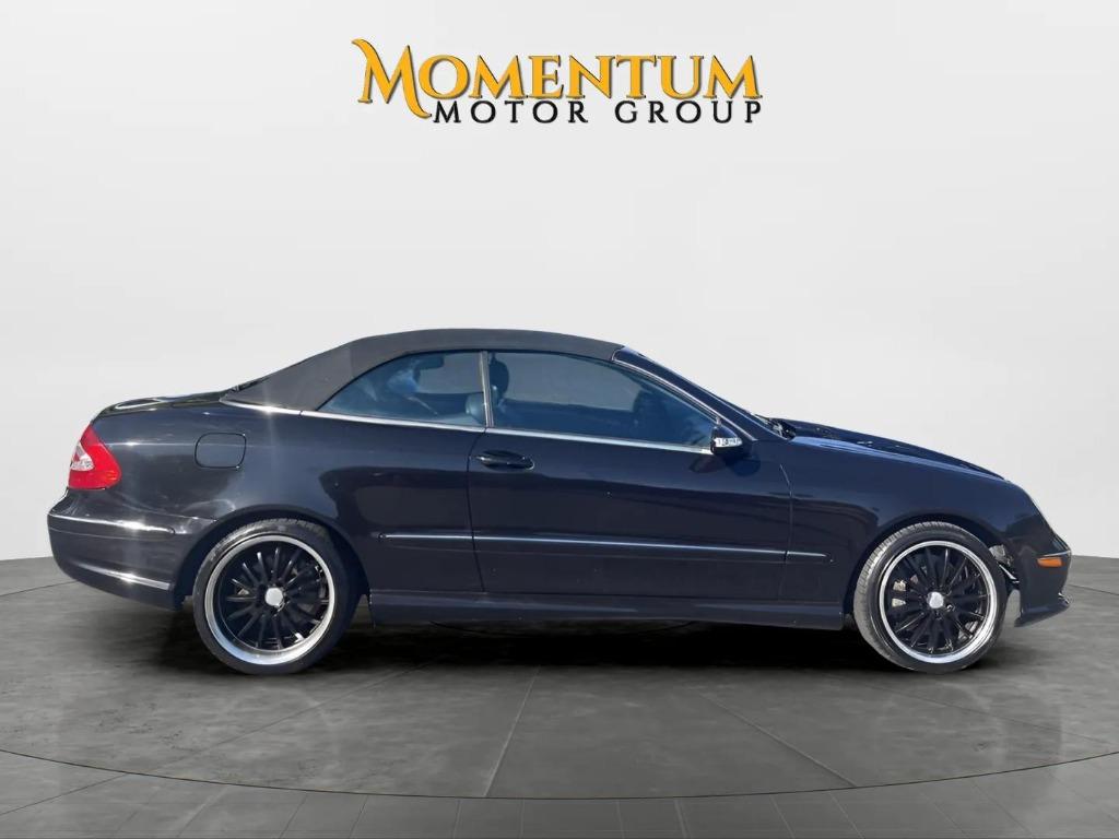 2004 Mercedes-Benz CLK-Class - $7,995