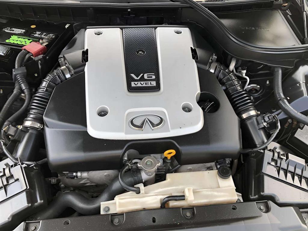 2013 INFINITI G - $14,995