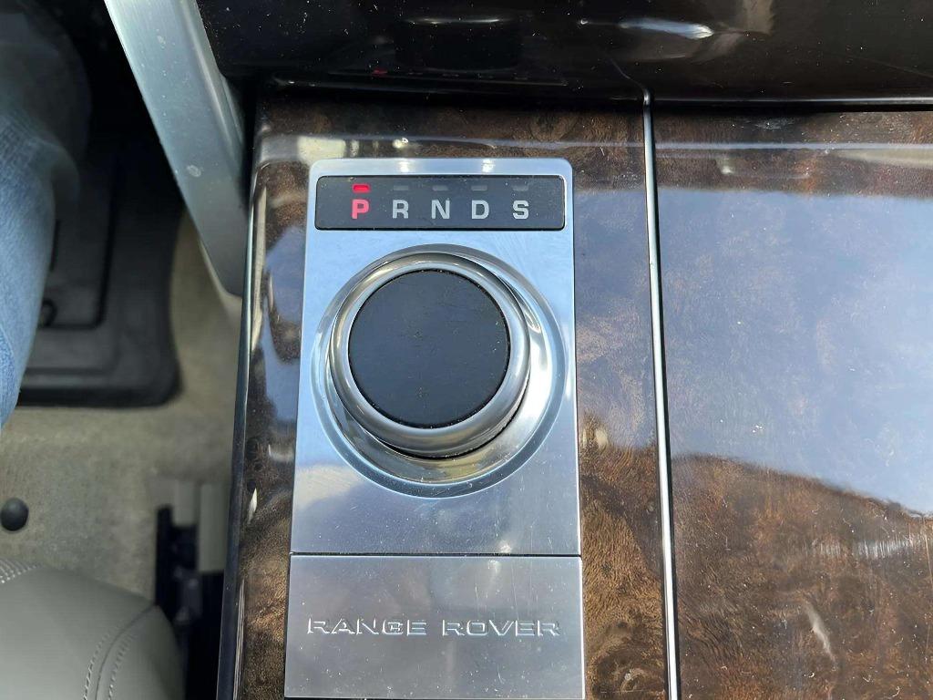 2015 LAND ROVER Range Rover - $32,995
