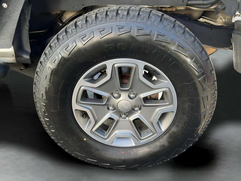 2010 Jeep Wrangler - $16,995