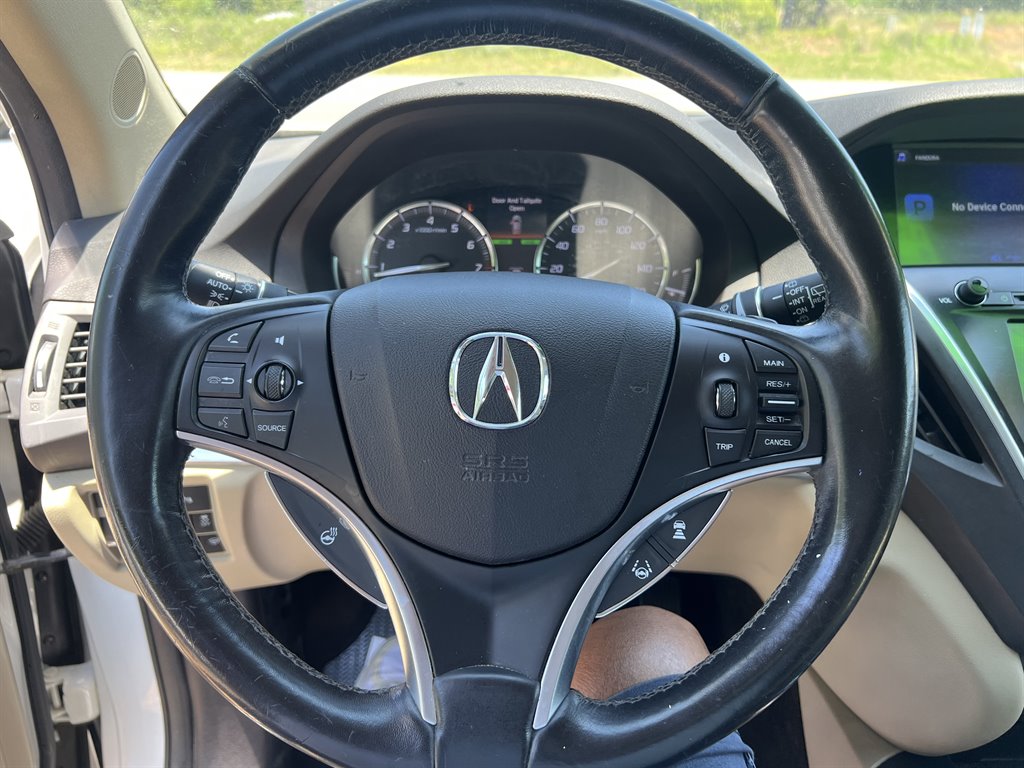 2017 Acura MDX SH-AWD Advance photo