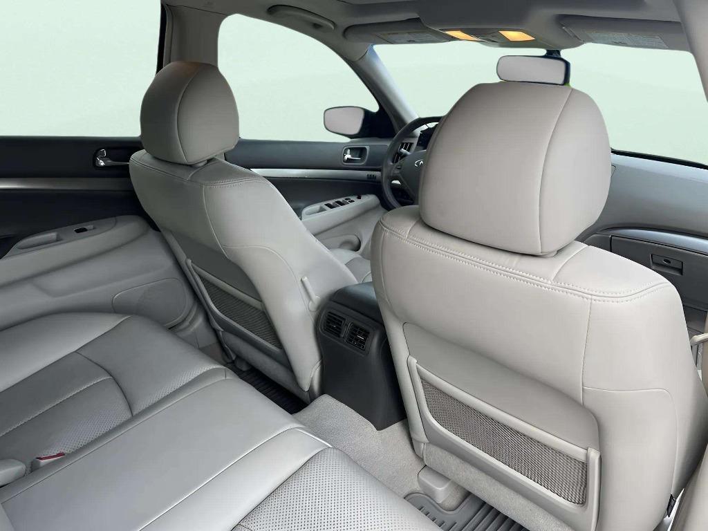 2011 INFINITI G - $14,995