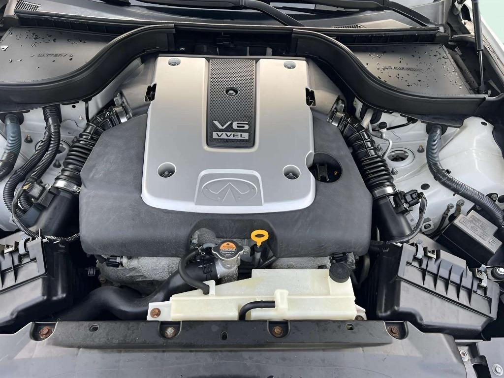 2011 INFINITI G - $14,995