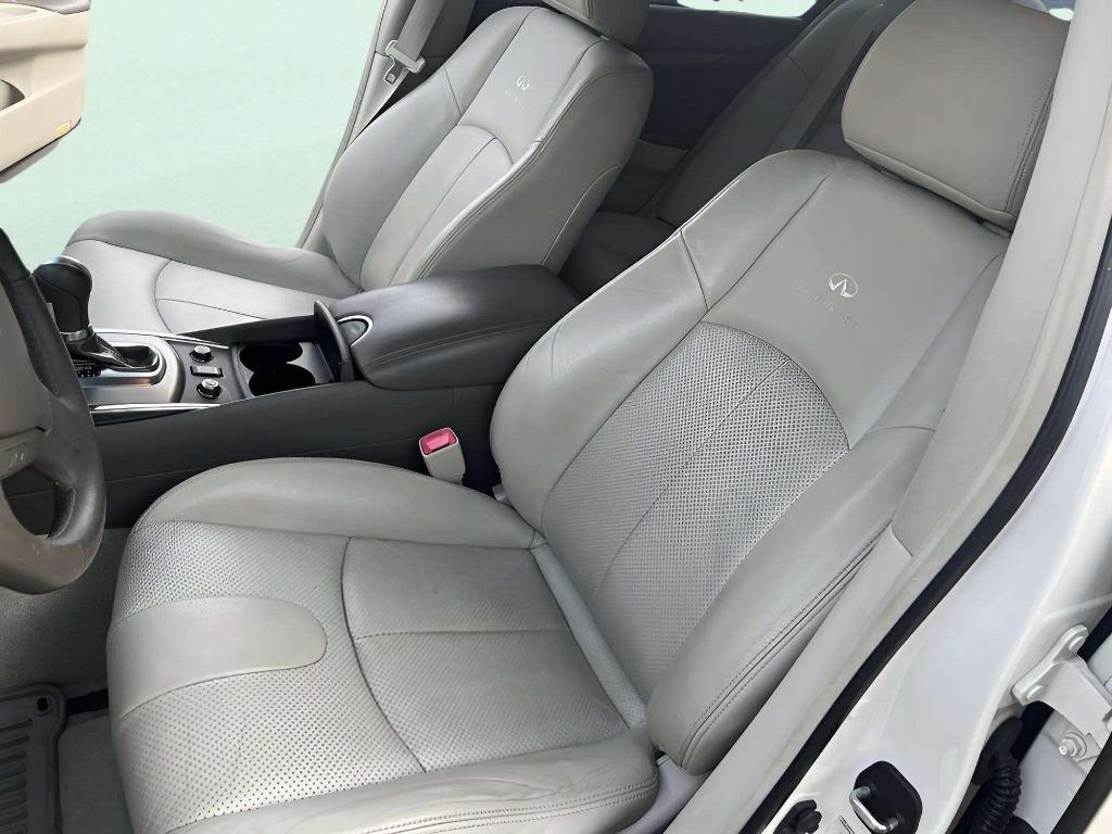 2011 INFINITI G - $14,995