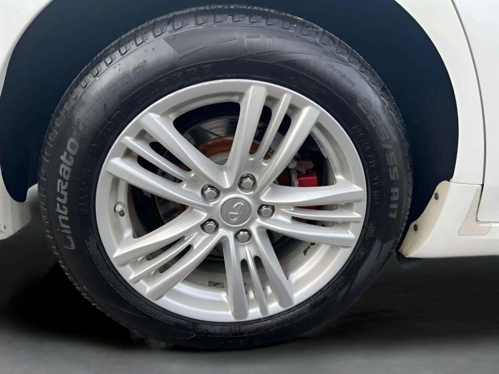 2011 INFINITI G - $14,995