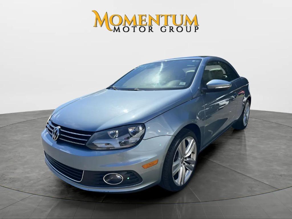 2012 Volkswagen Eos - $11,995