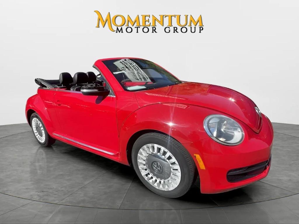 2014 Volkswagen Beetle - $19,995