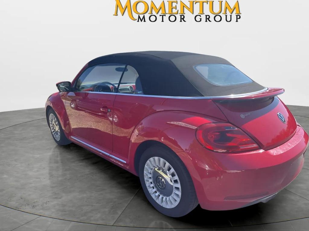 2014 Volkswagen Beetle - $19,995