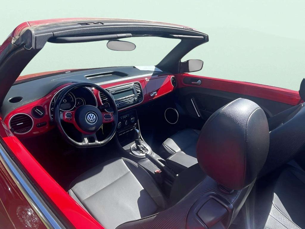 2014 Volkswagen Beetle - $19,995