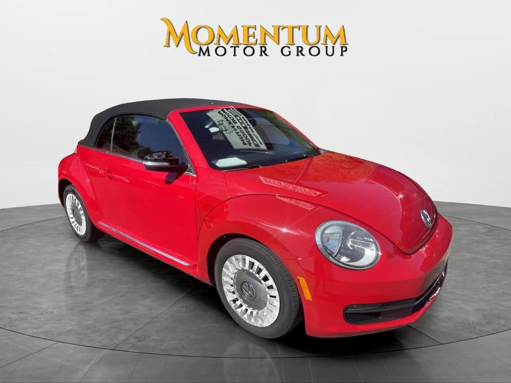 2014 Volkswagen Beetle - $19,995