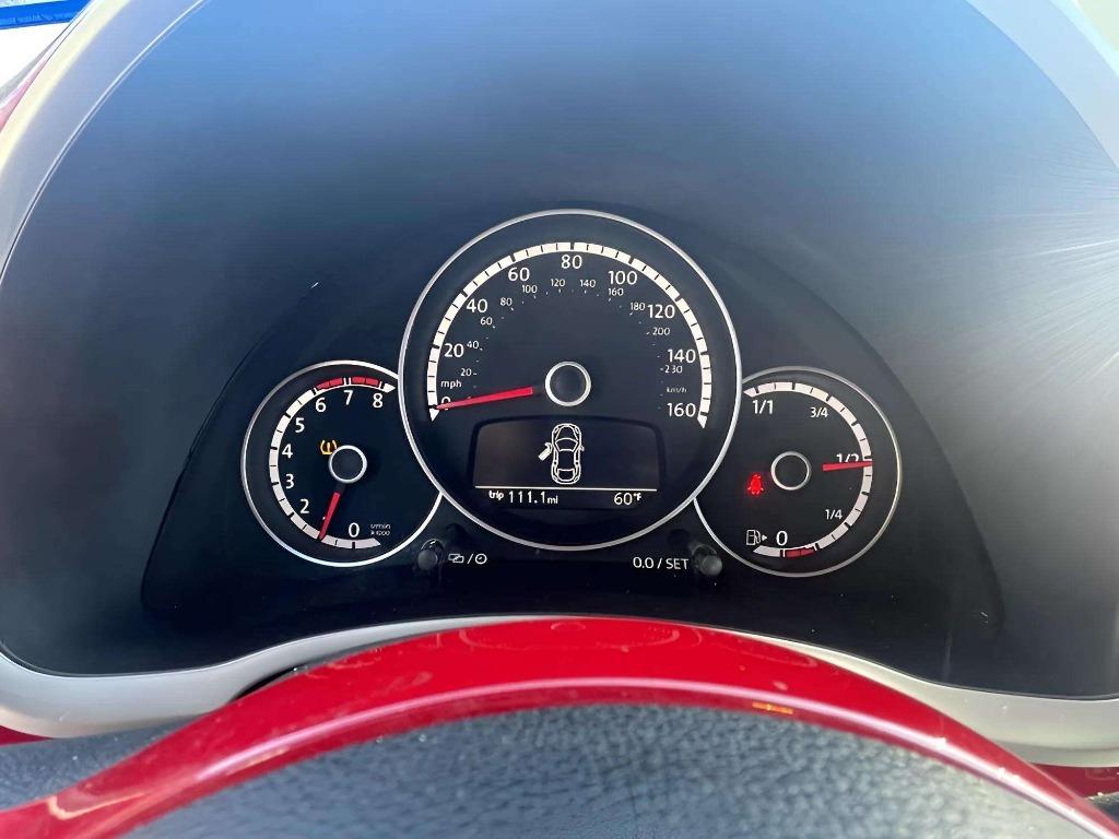 2014 Volkswagen Beetle - $19,995