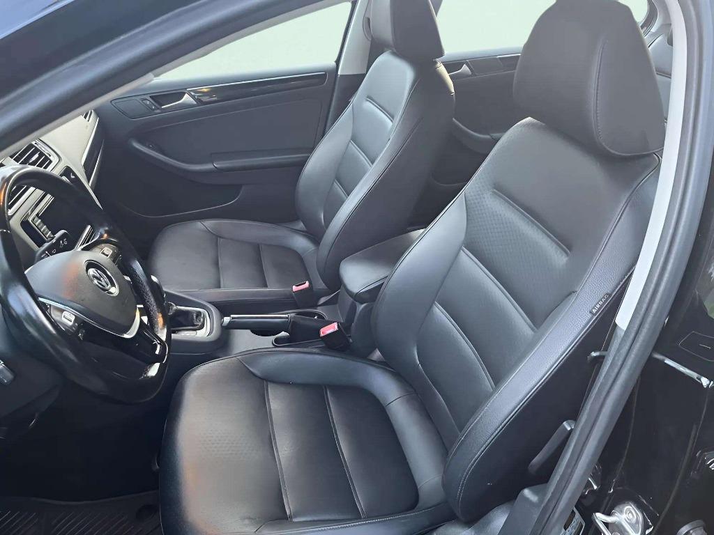 2016 Volkswagen Jetta - $10,995