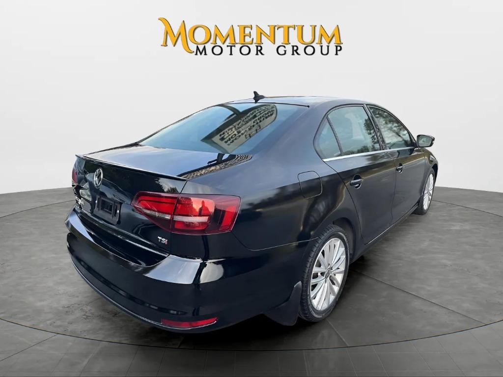 2016 Volkswagen Jetta - $10,995