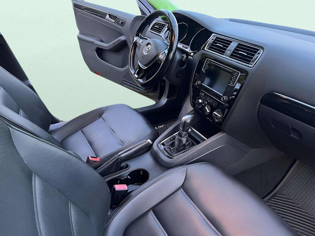 2016 Volkswagen Jetta - $10,995