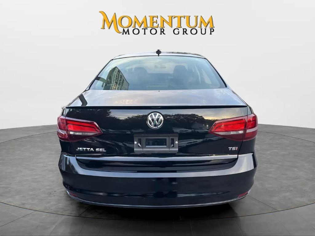2016 Volkswagen Jetta - $10,995