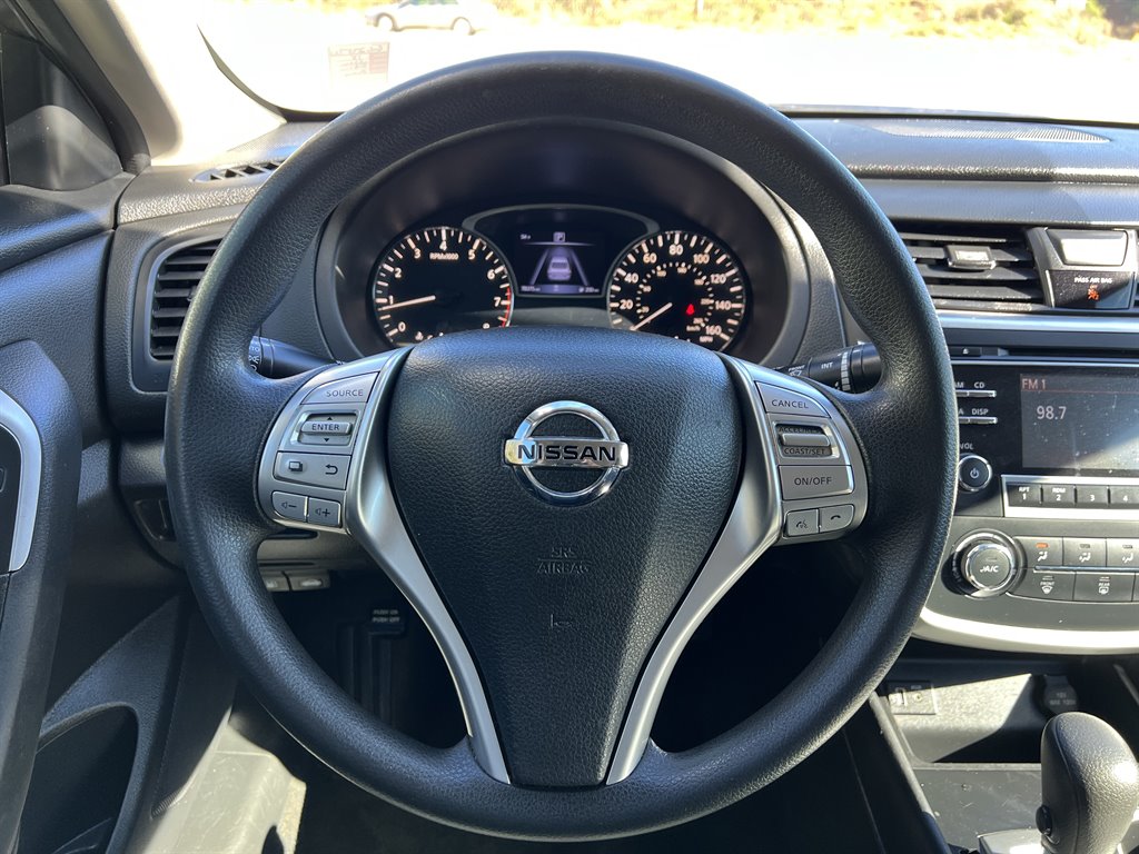 2018 Nissan Altima S photo