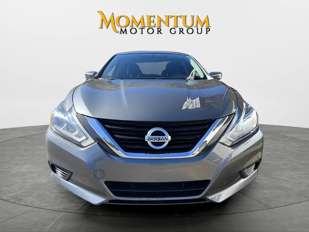 2018 Nissan Altima - $16,995