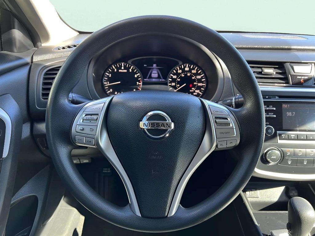 2018 Nissan Altima - $16,995