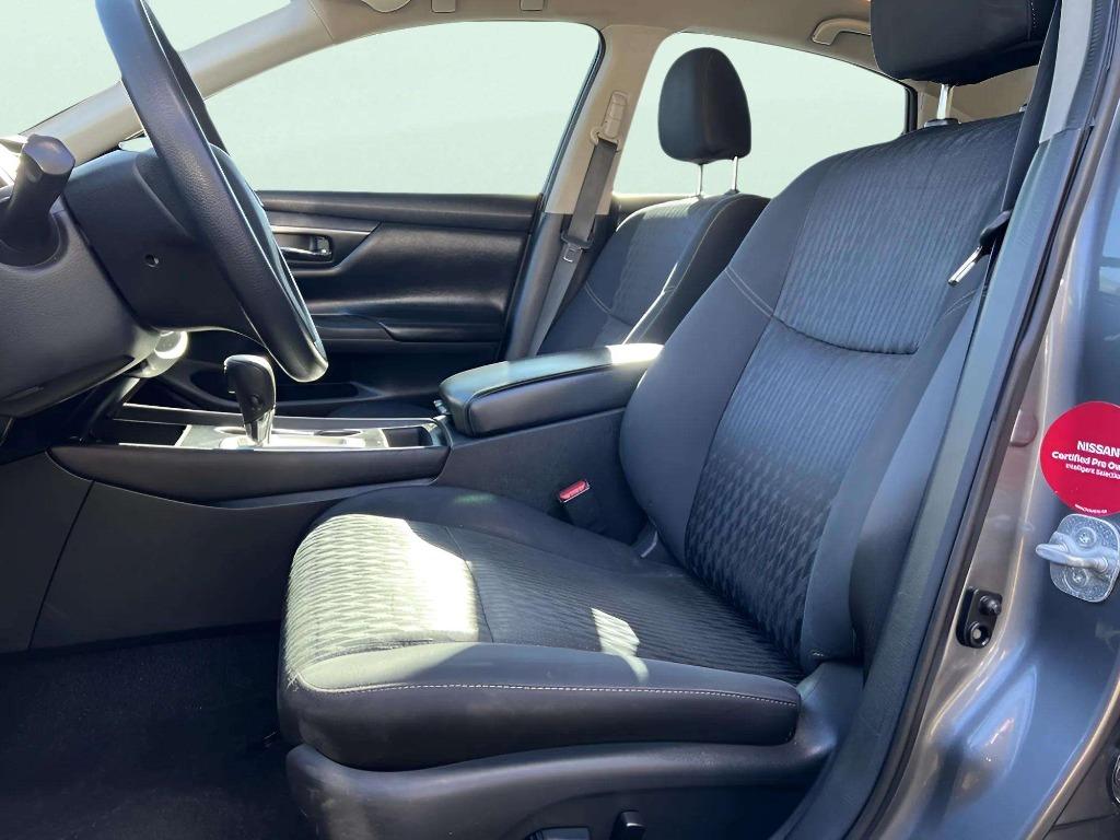 2018 Nissan Altima - $16,995