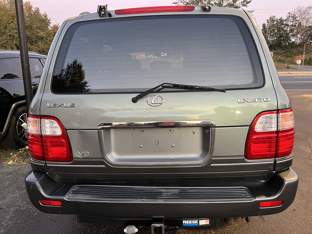 2001 Lexus LX 470 photo