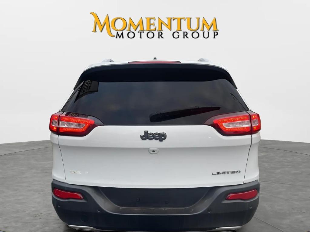 2016 Jeep Cherokee - $16,995