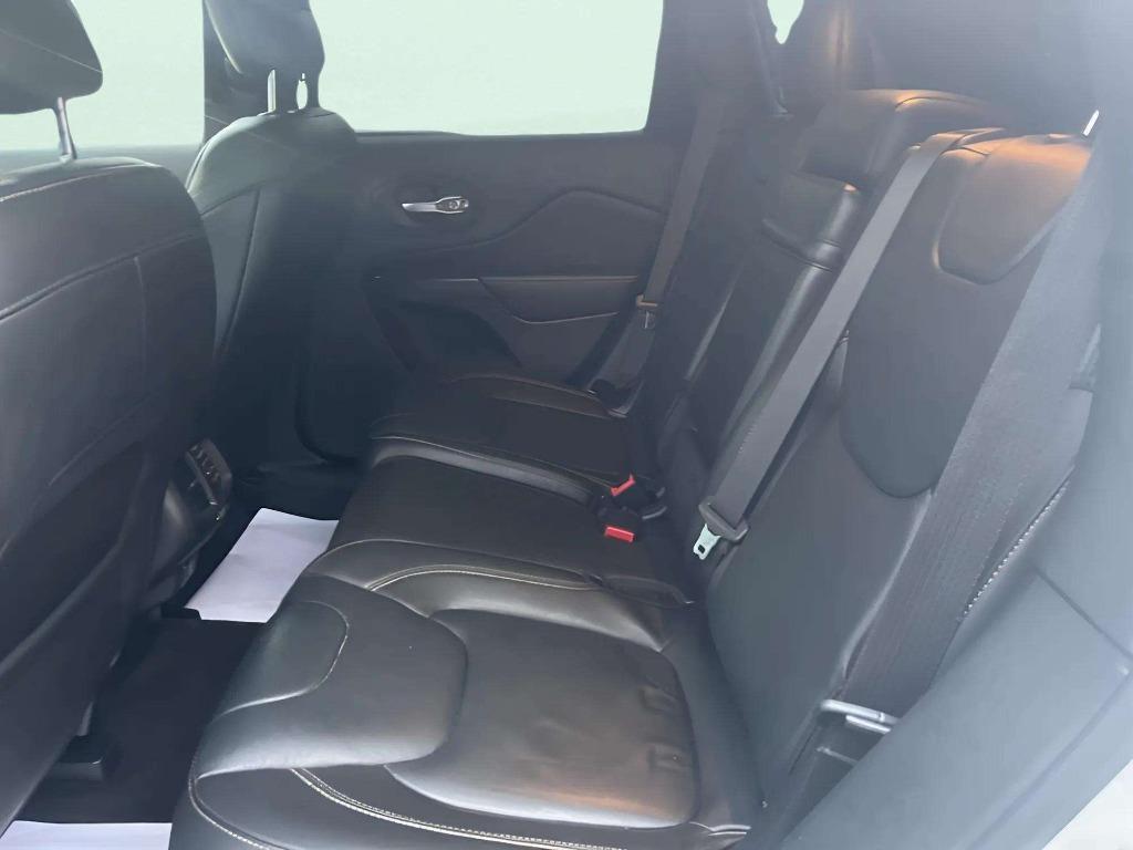 2016 Jeep Cherokee - $16,995