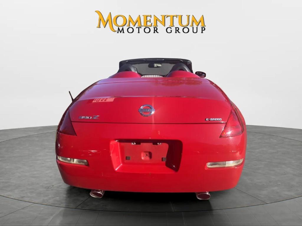 2005 Nissan 350Z - $9,995