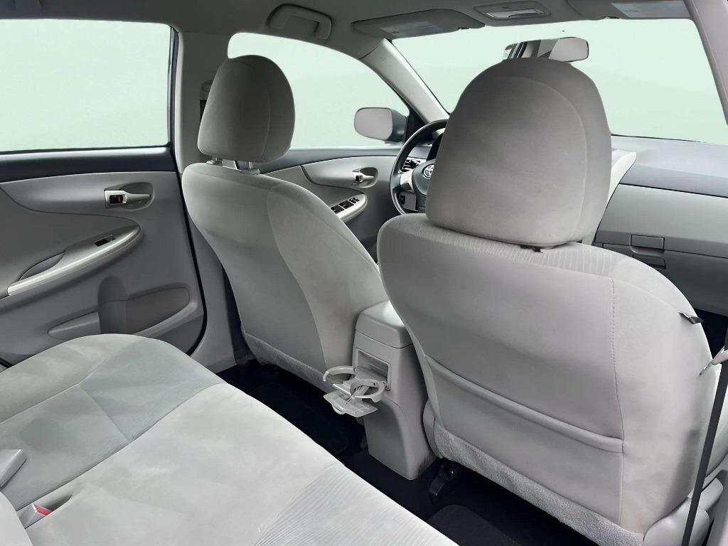2013 Toyota Corolla - $8,000