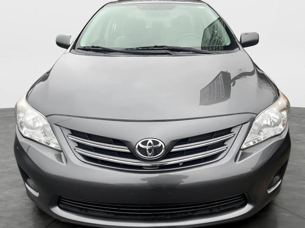 2013 Toyota Corolla - $8,000
