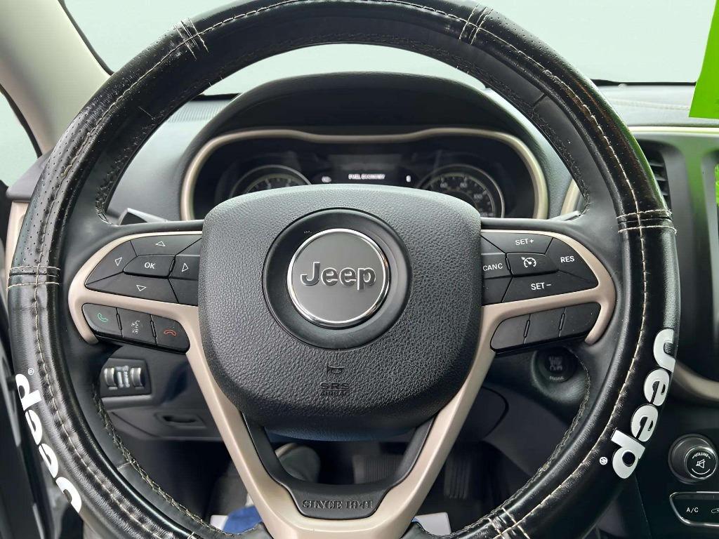 2014 Jeep Cherokee - $14,995