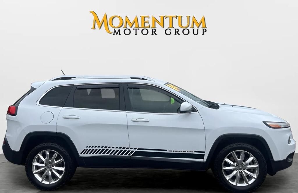 2014 Jeep Cherokee - $14,995