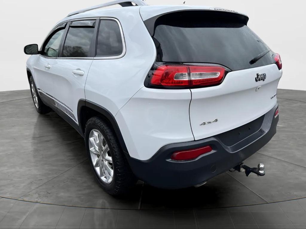 2014 Jeep Cherokee - $14,995